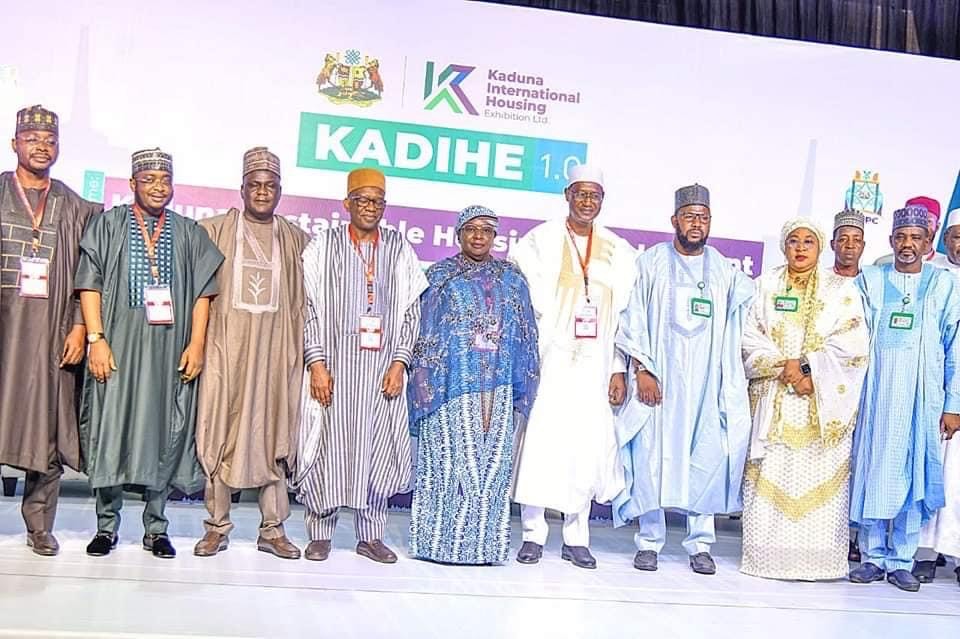 Fed Govt: 80% of Nigerians can’t afford mortgage housing