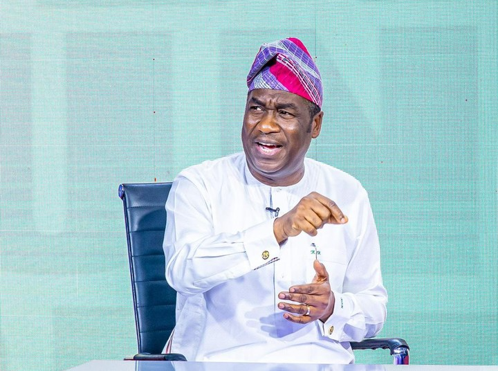 Lagos disburses N700m to 2,000 vulnerable persons in 2024